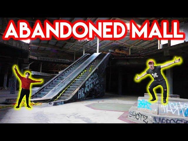 EXPLORING FAMOUS ABANDONED MALL (w/ Exploring With Josh)