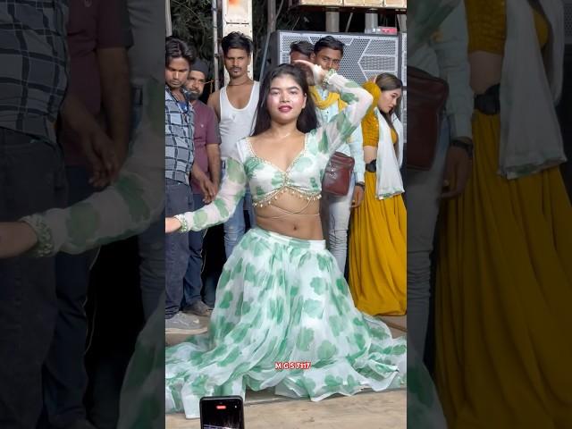 Maya magar new dance !! Music dance !! Belly dance 3 #itz #maya #dance