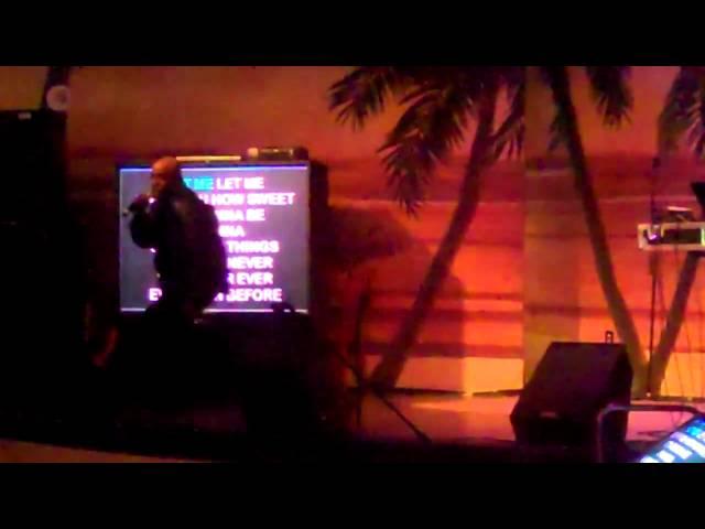 Mike Fin Las Vegas Karaoke King 1-13-11 My My My