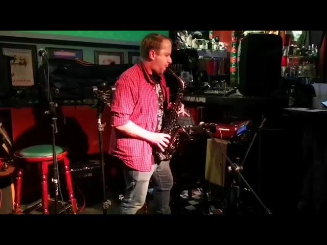 Eduan, a Saxophonist in Beijing China!!!