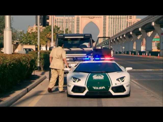 Top Gear - Richard Hammond gets stopped by a Lamborghini Aventador Police Car