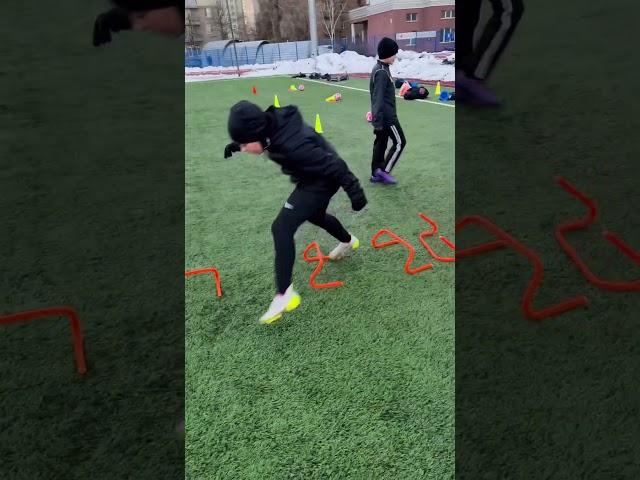 Футбольная тренировка для детей