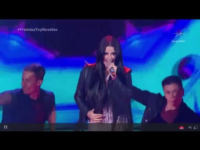 presentación #MaitePerroni @MaiteOficial en #PremiosTvyNovelas