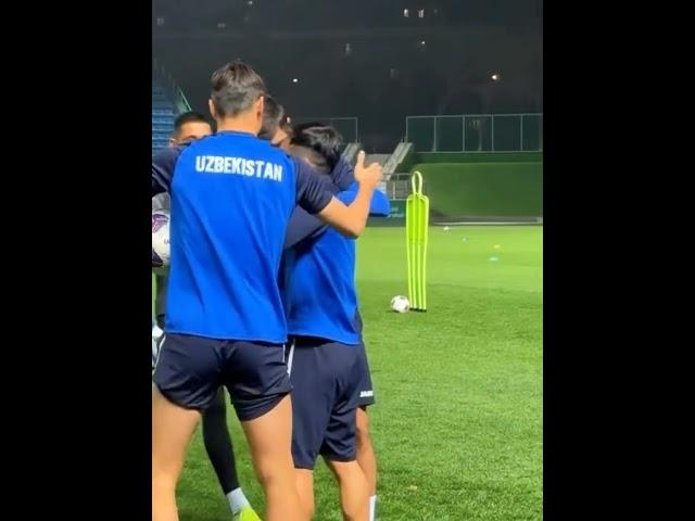 Mikrofon qolib ketibdi  ABDUQODIR HUSANOV #husanov #football #shorts