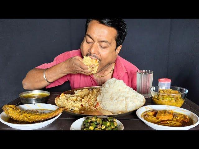 Big Bites Eating Chingri Macher Malai Curry,  Ilish Sorse Bata, Ilish Beguner Patla Jhol Asmr