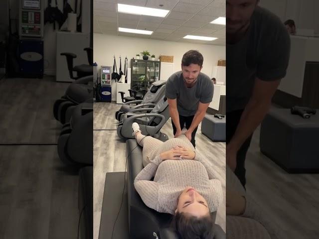 Chiropractic Magic for a 7-Month Pregnant Woman! #cracks #adjustment #pregnancy #painrelief #asmr