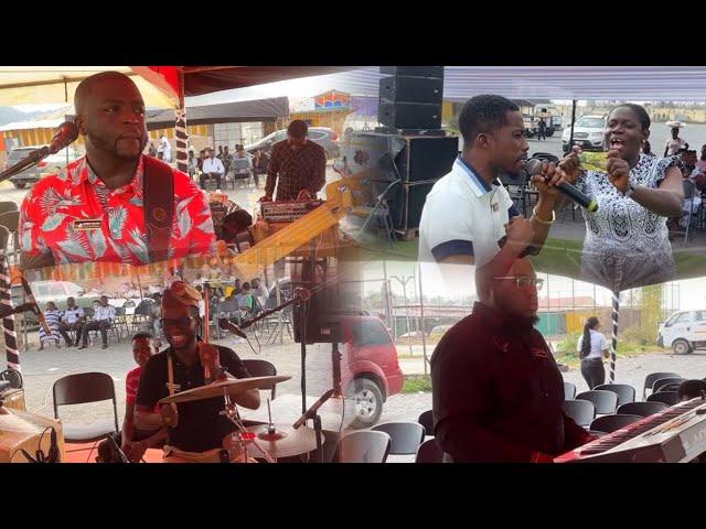 HotReggae Praise Medley with the Afro band||Emma on Bass||Good soundsInspirational songs