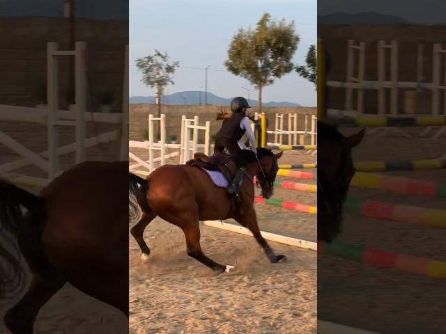 This is how the air vest works  #equestrian #gilaryeq #horse #showjumping #girlrider #fy #fyp