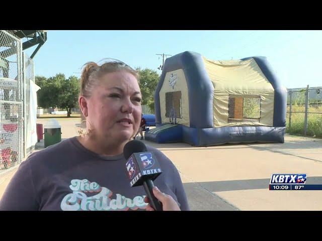 fun fest KBTX News 3 at Ten(Recurring) - clipped version