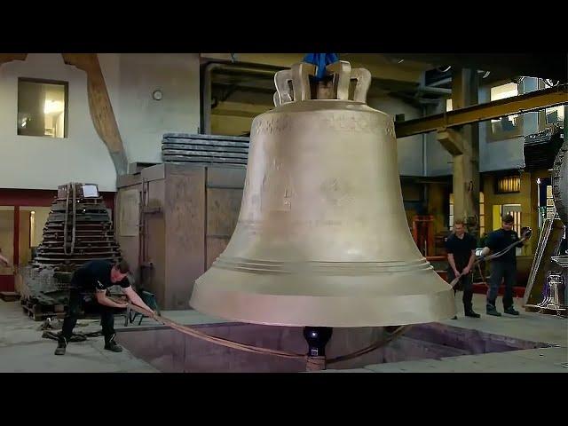 Biggest Ringing Churchbell on Earth