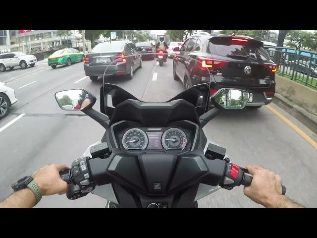 experience in Riding Forza 350 in downtown Bangkok Thailand