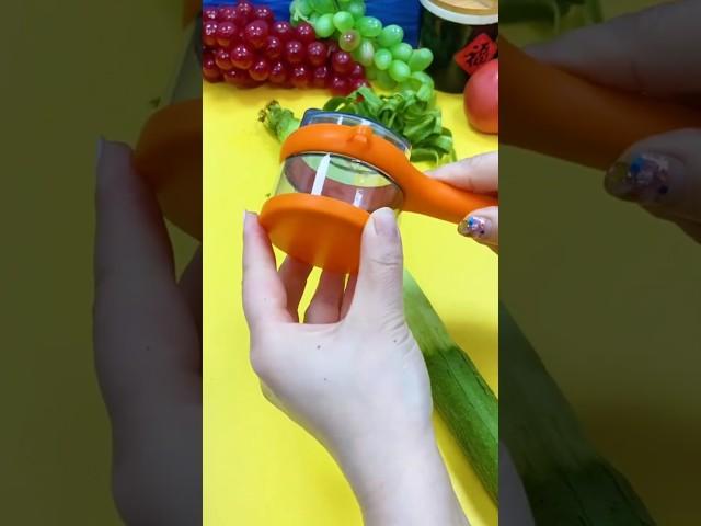 Tool Trove - Have you seen this paring knife with its own storage box? Doesn’t the peel #shorts