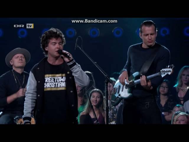 Lukas Graham - 7 Years - Live At Billboard Music Awards 2016