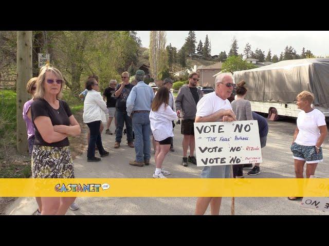 Residents oppose Peachland development