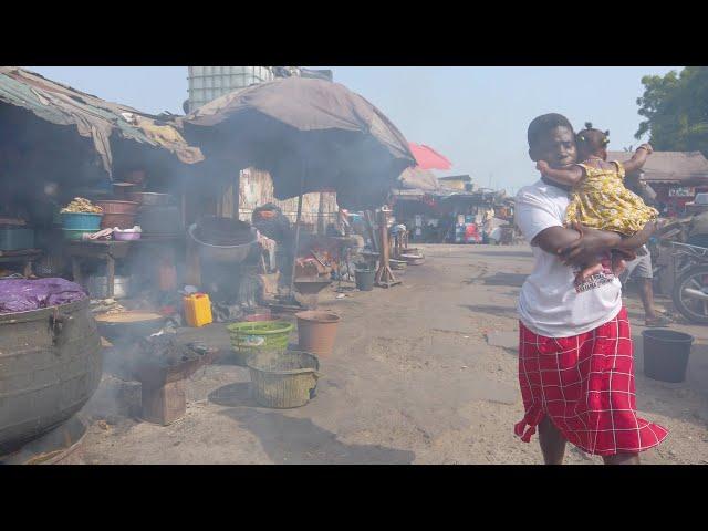 INSIDE AFRICA COMMUNITY GHANA ACCRA BUKOM JAMESTOWN