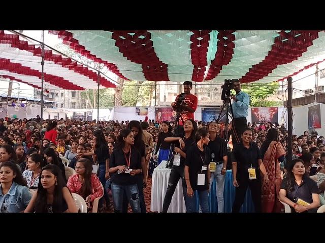 Bekhayali- Kabir singh live - acoustic soda at sndt College (mumbai)