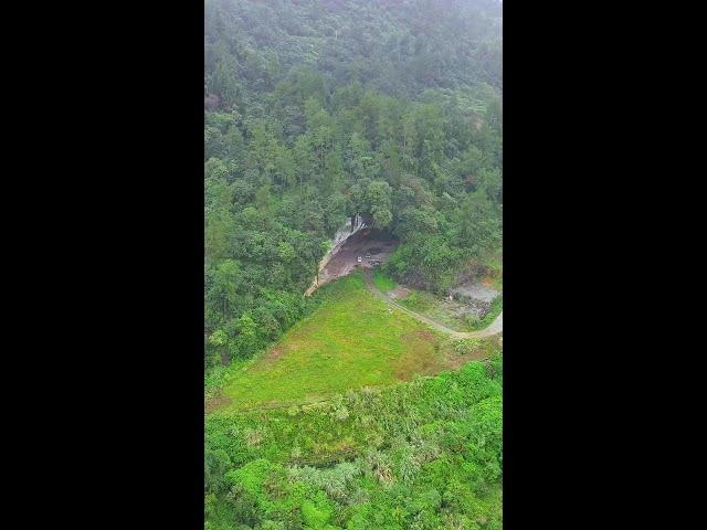 重庆涪陵大山中发现一个神秘洞穴，冬暖夏凉，可以露营，你知道是哪里吗？#户外 #旅行