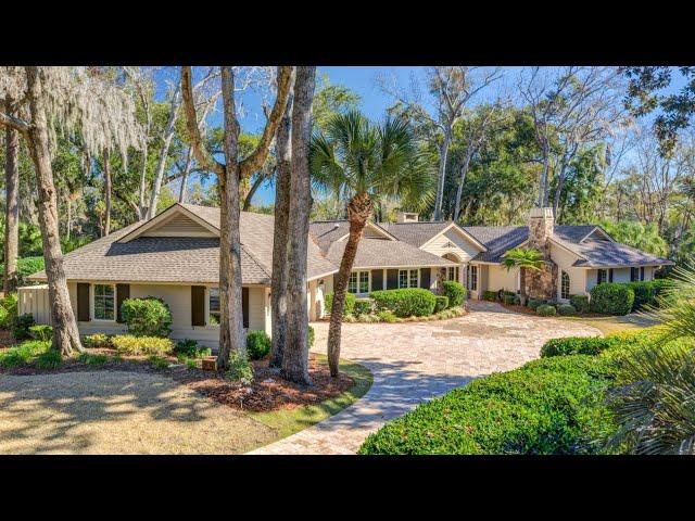 Home for sale in Palmetto Dunes - 10 End Court, Hilton Head, SC 29928