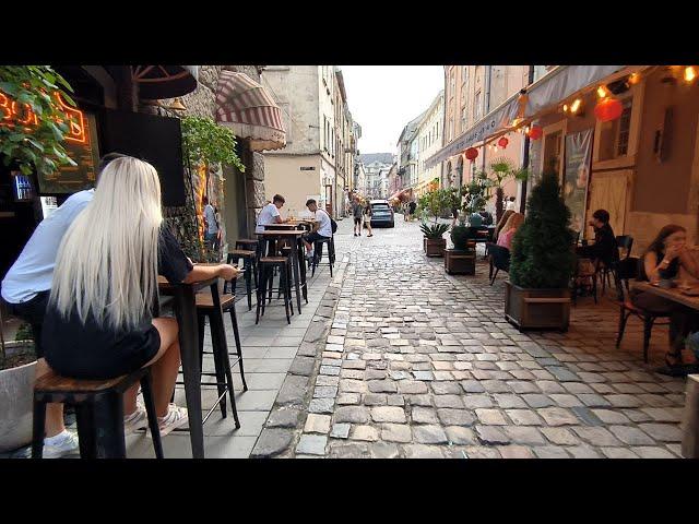 Львів 2024: нічне життя у центрі Львова, вулиця Староєврейська Lviv walking tour