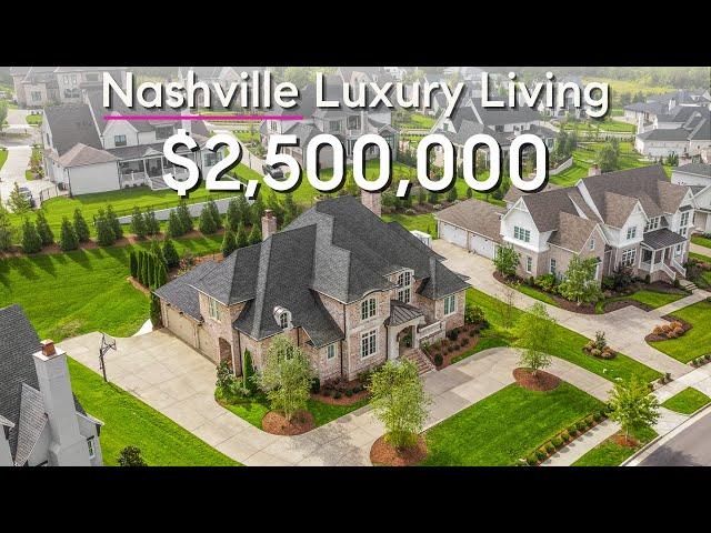 Tour THIS Luxurious Home with Stunning Pool in Nashville, TN