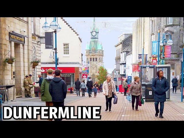 Walking in Dunfermline - Scotland