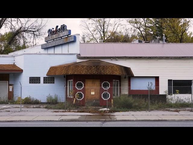 Abandoned Dry Cleaners - Tons of Clothes Left to Waste