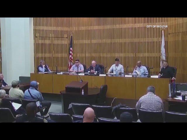 Decatur dissent: Pepper calls for mayor's resignation