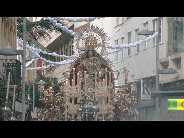 La virgen de los Remedios celebra su mes en la calle