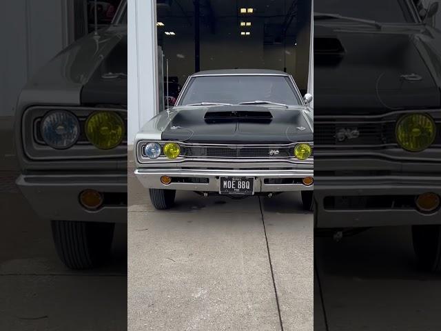 My 1969 dodge super bee with Indy cylinder heads 572 super street hemi. #1969dodgesuperbee #mopar