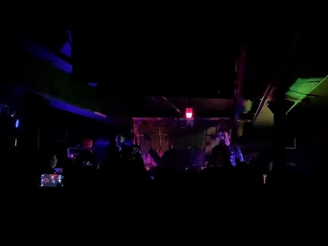 Calabrese - He Who Flees the Light (live)