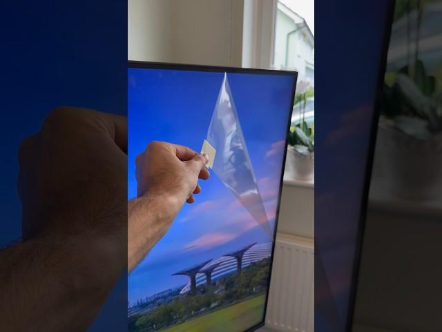 Hisense 2024 55U7QFTUK 55" Smart 4K Ultra HD TV. #screenpeel #hisensetv #hisense #tvscreen #new2024