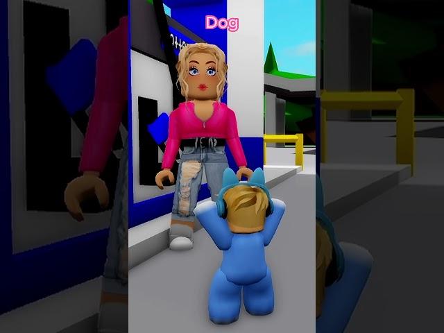 Don't feed the toddler HOT DOGS .. #brookhaven #roblox