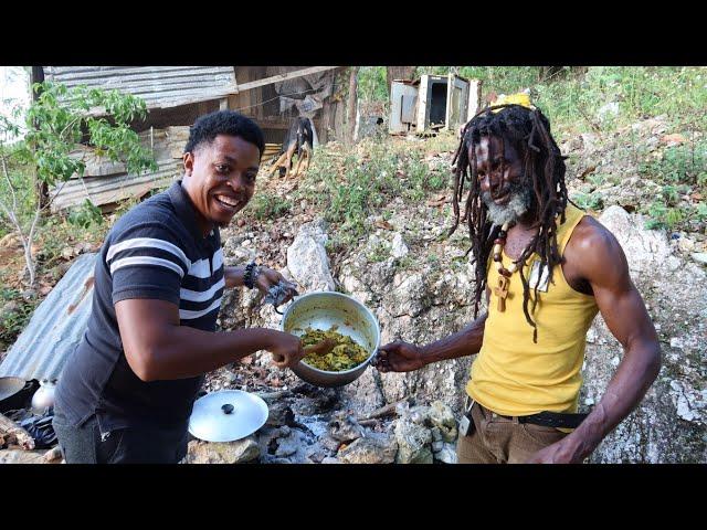 RASTA MAN Shares  His secret of longlife with VEGAN FOOD In The HILLS..