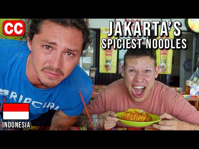 FOREIGNERS try MIE ABANG ADEK 100 CABE 