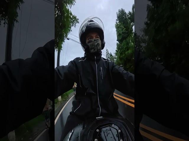 Tagaytay Rainy Day Ride with Insta360 Ace Pro