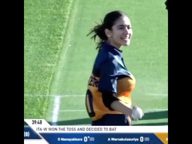 hot girl bowler in women cricket|| #cricket #ipl2023 #viral #rcb #csk #shorts