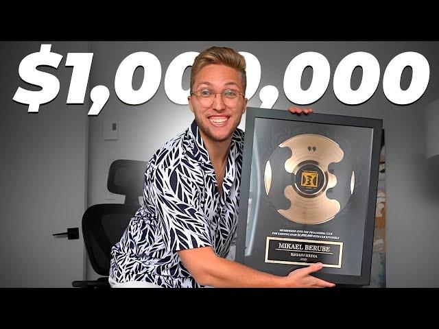 I Made $1,000,000 at 22 | ClickFunnels 2 Comma Club Award Unboxing