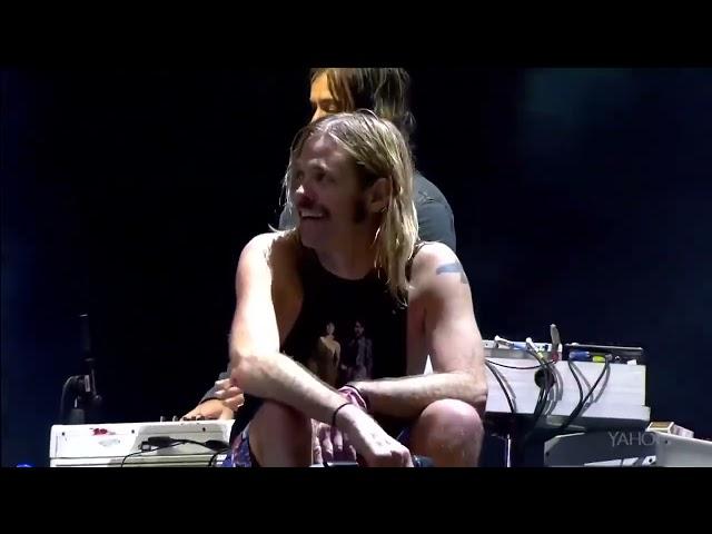 Foo Fighters — Under Pressure - (Queen)  Taylor Hawkins