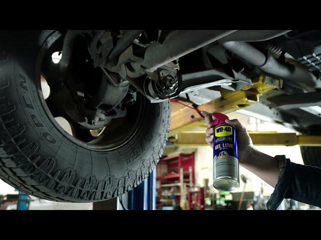 How a next-level pro lubricates suspension parts – WD-40 Specialist® Gel Lube