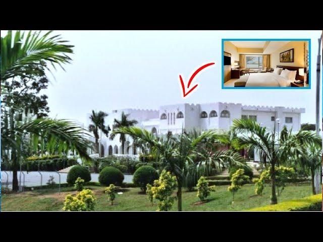 INSIDE ASO ROCK PRESIDENTIAL VILLA IN ABUJA NIGERIA. THE MOST PROTECTED WHITE HOUSE IN AFRICA.