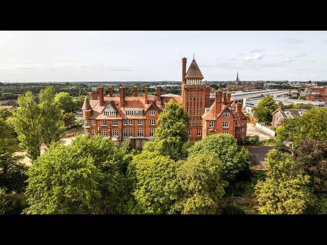 Exploring an Abandoned Railway Hotel: Found 1880s Secrets