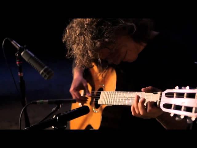 Pat Metheny - And I Love Her (The Beatles)