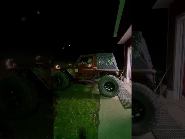 Redbeards 4D’s fabrication. #samurai #waffles #trailrig #40inches #goodyears