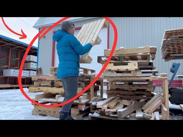 The GENIUS new pallet idea everyone's copying this winter!