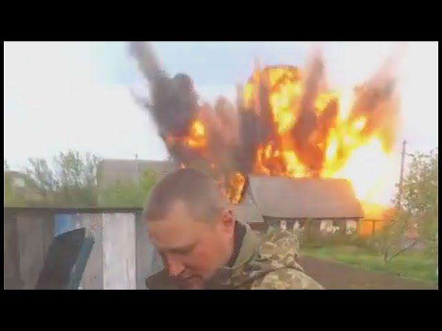 Iskander rocket explosion near Ukrainian soldiers