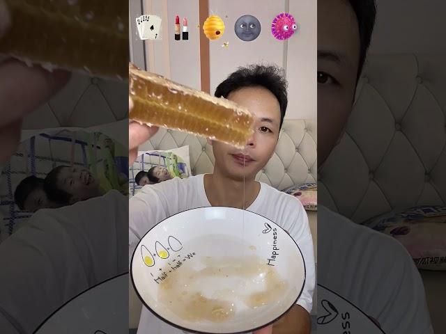 吃表情包，太好玩了 #搞笑
