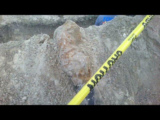 Replacing main drain line with pvc still doing it seasparkles corner part 9
