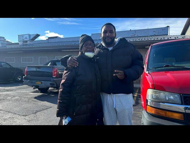 Stephon Wright's 'Harvest of Hope' 7th annual turkey giveaway