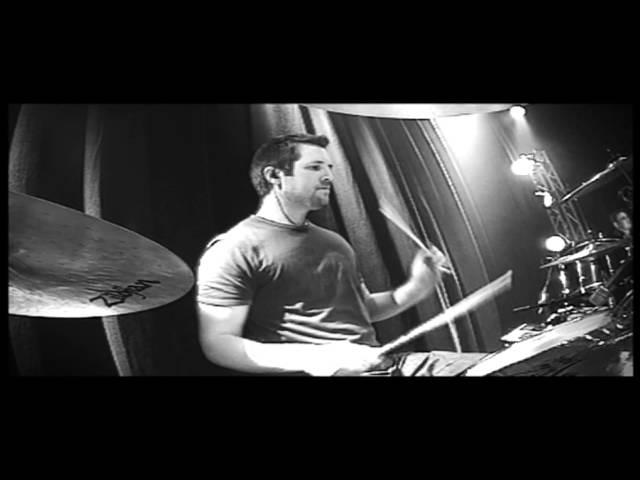 Love Divine - Trent (Live Vineyard Worship taken from Burn Bright)