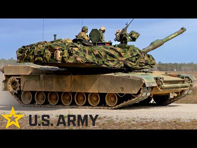 US Army, 3ID. M1A2 SEPv3 Abrams tanks. Soldiers during combat exercises.